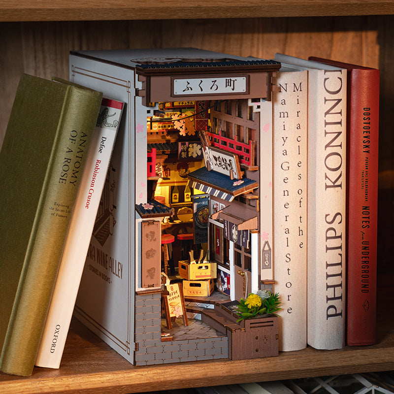 Takayama Dawn™ | DIY Book Nook Kit